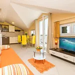 Labinjan Apartmán *