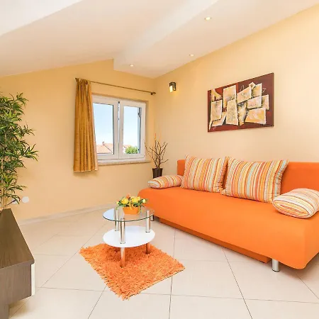Apartment Labinjan