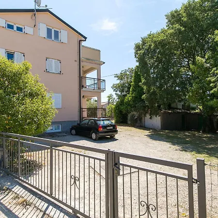 Appartement Labinjan